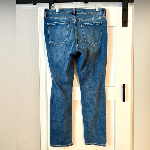 High-Waisted Distressed Power Slim Straight Jeans For Women - Picture 2 of 4